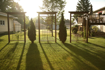 Palisade Cedar Trellis - Privacy Screen